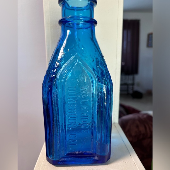 Cathedral Brand Chief Wahoo Electric Tonic 8” Bottle, Cobalt Blue - Picture 4 of 10